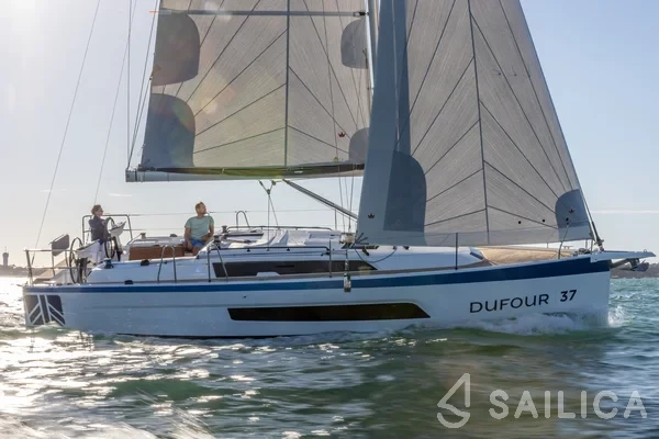 Dufour 37 - Yacht Charter Sailica