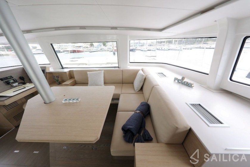 Bali 4.5 - Yacht Charter Sailica