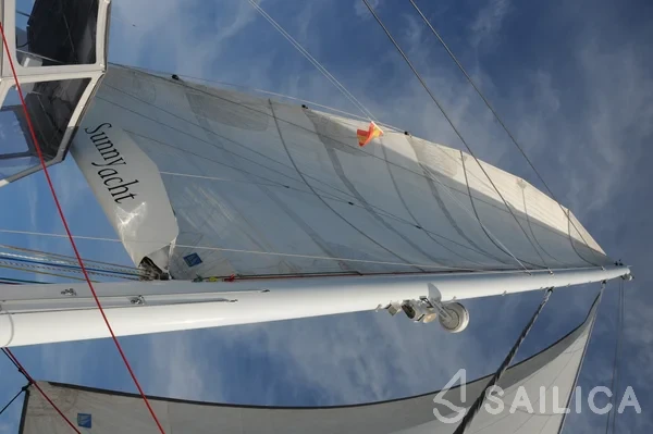 Sunreef 62 - Yacht Charter Sailica