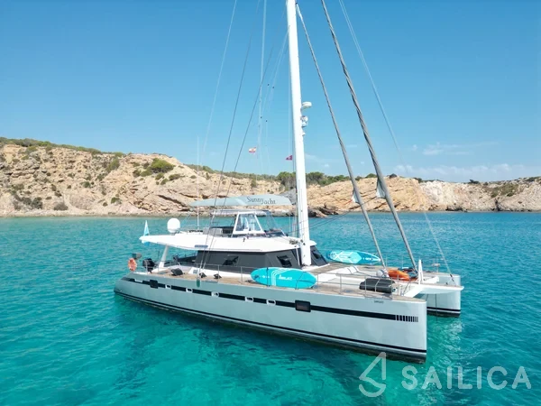 Sunreef 62 - Yacht Charter Sailica