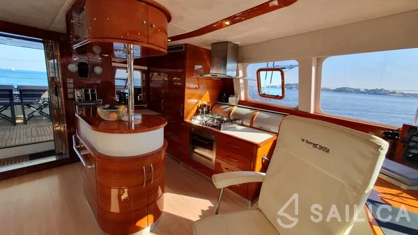 Sunreef 62 - Yacht Charter Sailica