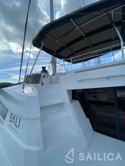 Bali 5.4. - Yacht Charter Sailica