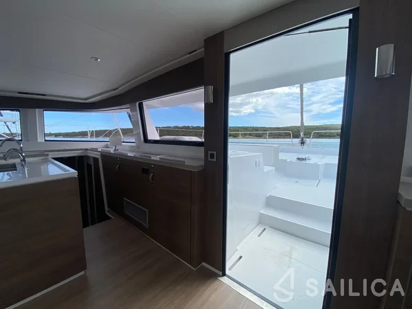 Bali 5.4. - Yacht Charter Sailica