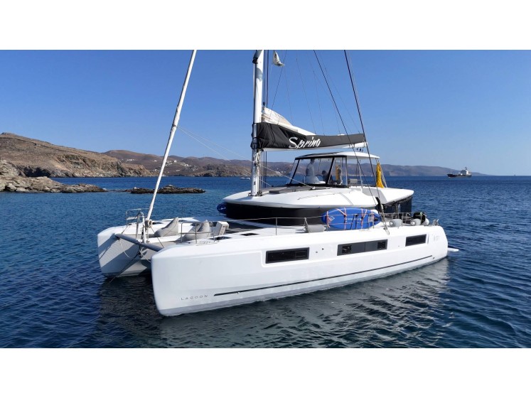 Lagoon 51 - Yacht Charter Sailica