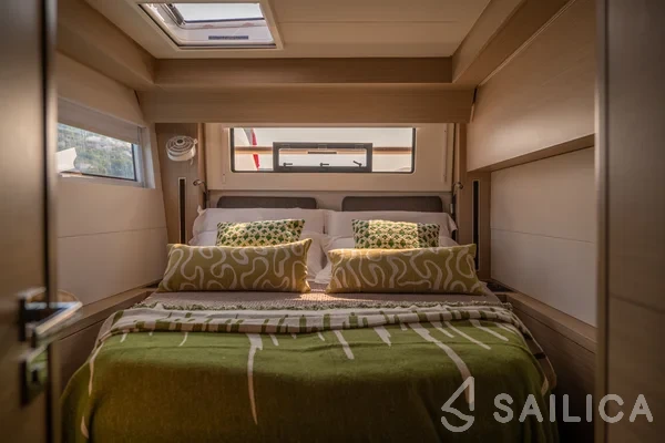 Lagoon 51 - Yacht Charter Sailica