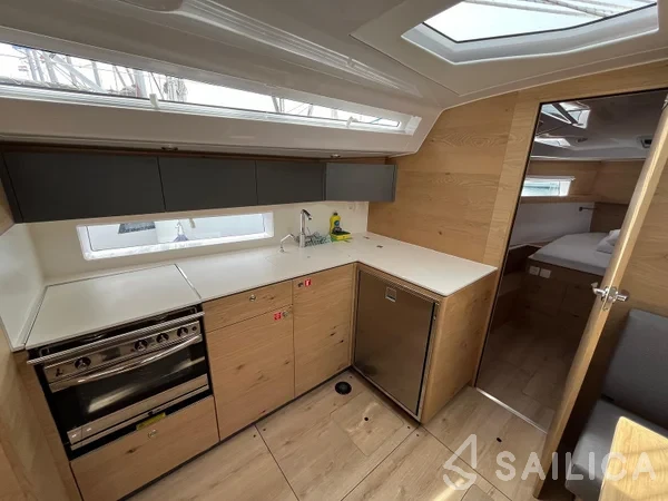 Elan 45 Impression - Yacht Charter Sailica