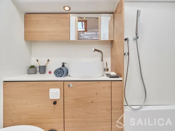 Elan 45 Impression - Yacht Charter Sailica