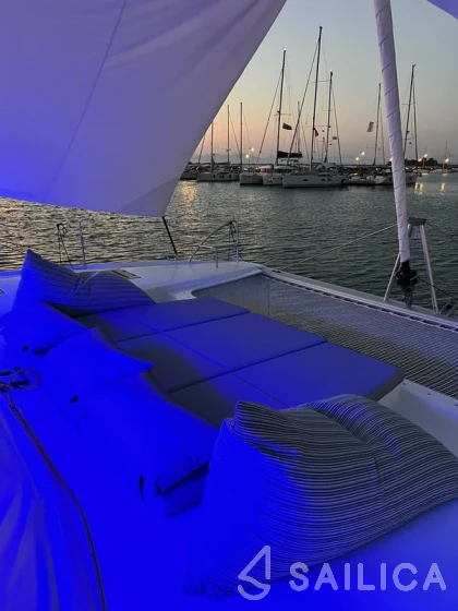Tanna 47 - Yacht Charter Sailica