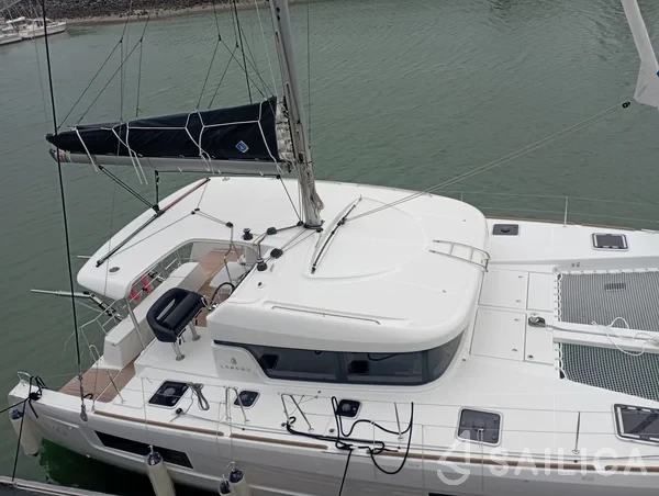 Lagoon 40 - Yacht Charter Sailica