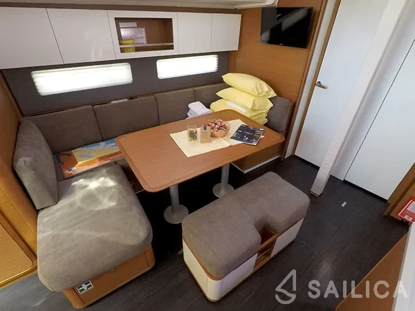 Dufour 410 GL - Yacht Charter Sailica