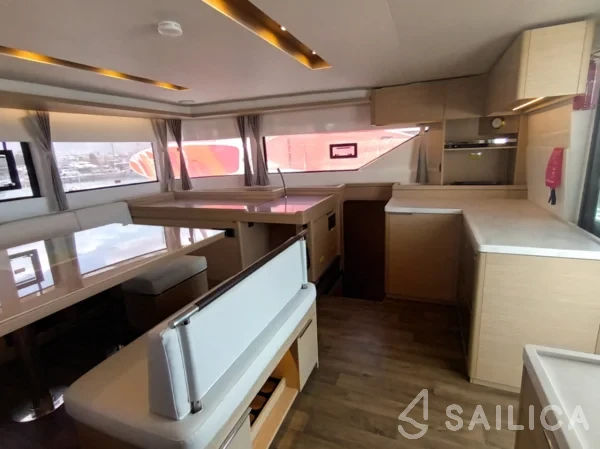 Lagoon 51 - Yacht Charter Sailica