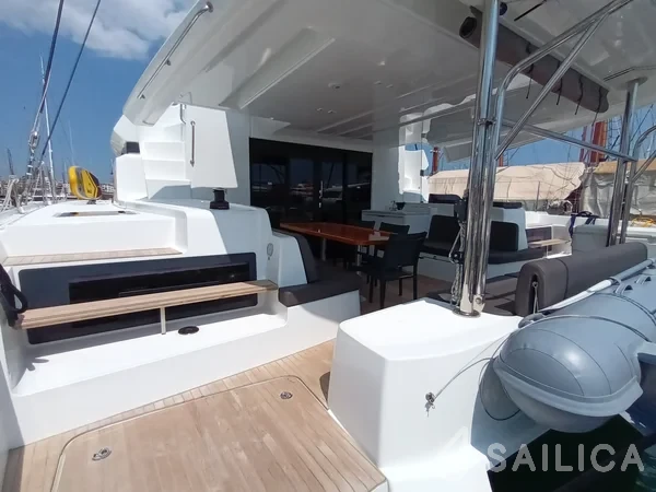 Lagoon 51 - Yacht Charter Sailica