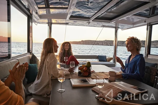 Bali 4.8  - Yacht Charter Sailica