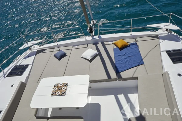 Bali 4.8  - Yacht Charter Sailica