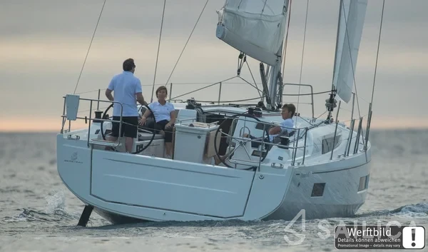 Oceanis 40.1 - Yacht Charter Sailica