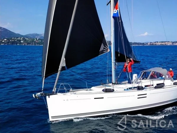 Dufour 40 - Yacht Charter Sailica