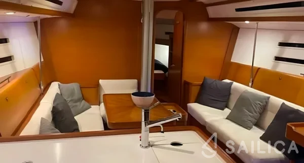 Dufour 40 - Yacht Charter Sailica