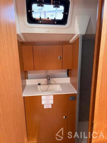 Bavaria C38 - Yacht Charter Sailica