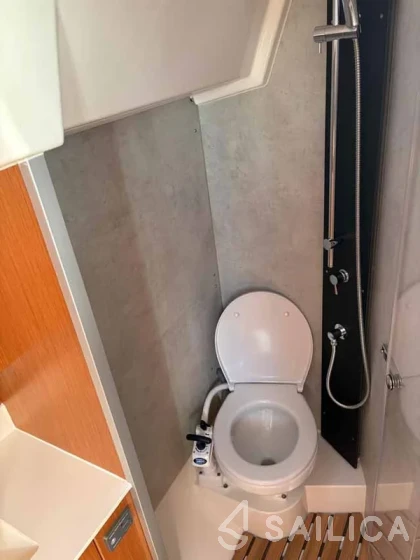 Bavaria C38 - Yacht Charter Sailica