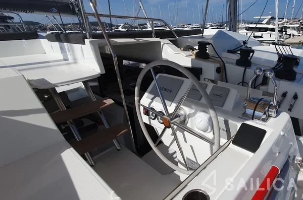 Elba 45 - Yacht Charter Sailica