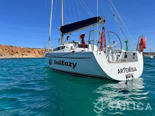 Dehler 32 - Yacht Charter Sailica