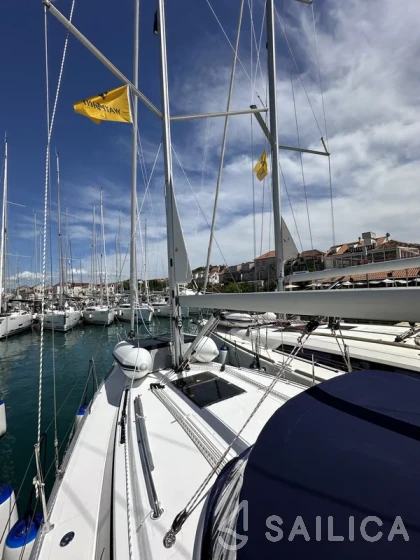 Bavaria 34 Cruiser - Yacht Charter Sailica