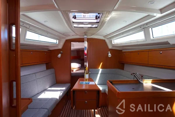 Bavaria 34 Cruiser - Yacht Charter Sailica