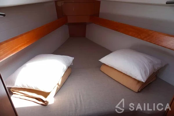 Bavaria 34 Cruiser - Yacht Charter Sailica