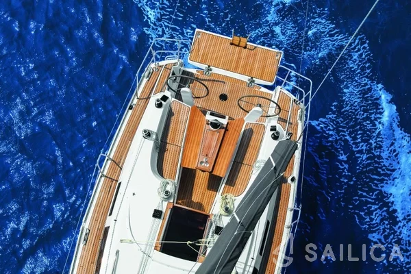 Bavaria 34 Cruiser - Yacht Charter Sailica
