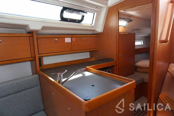 Bavaria 34 Cruiser - Yacht Charter Sailica