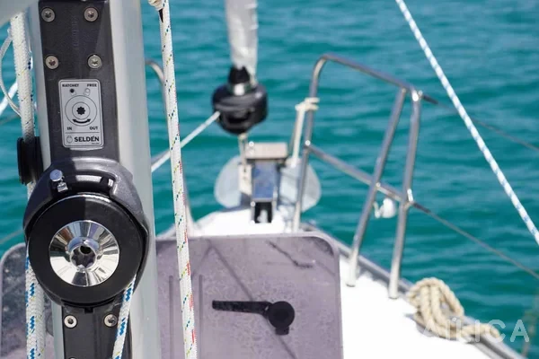 Bavaria 37 Cruiser - Yacht Charter Sailica