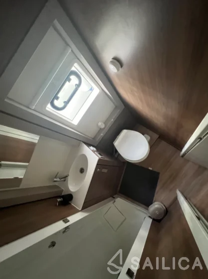 Bali 4.4 - Yacht Charter Sailica