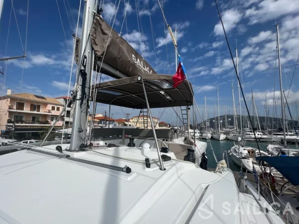 Bali 4.4 - Yacht Charter Sailica