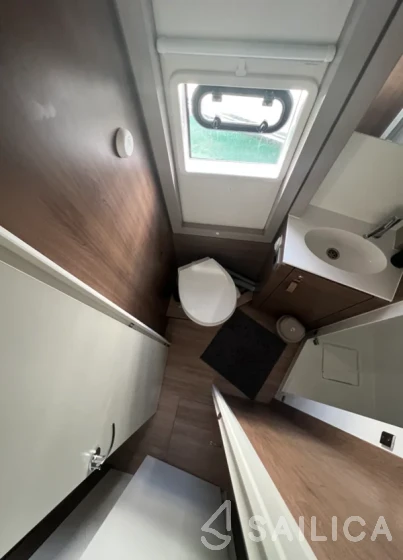 Bali 4.4 - Yacht Charter Sailica