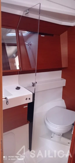 Sun Odyssey 410 - Yacht Charter Sailica