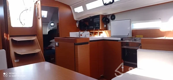 Sun Odyssey 410 - Yacht Charter Sailica
