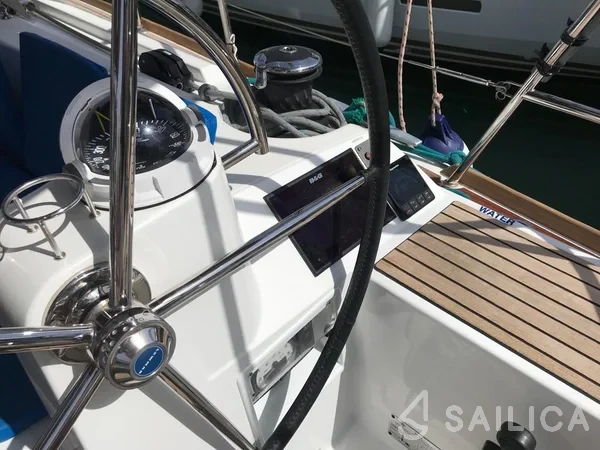 Sun Odyssey 519 - Yacht Charter Sailica
