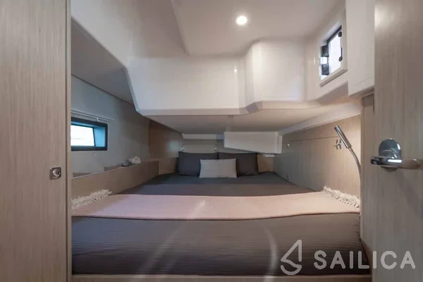 Bavaria C42 - Yacht Charter Sailica