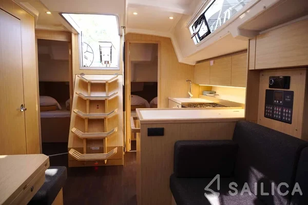 Bavaria C38 - Yacht Charter Sailica