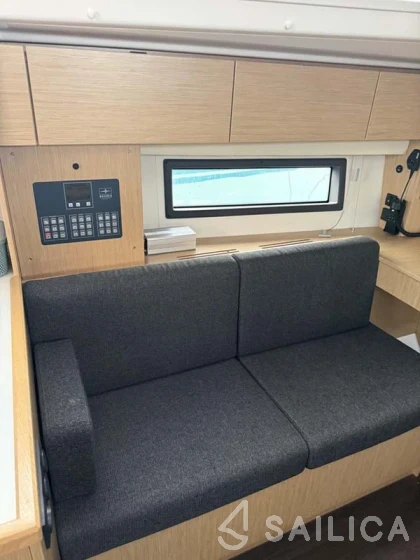 Bavaria C42 - Yacht Charter Sailica
