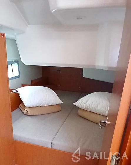 Bavaria C38 - Yacht Charter Sailica