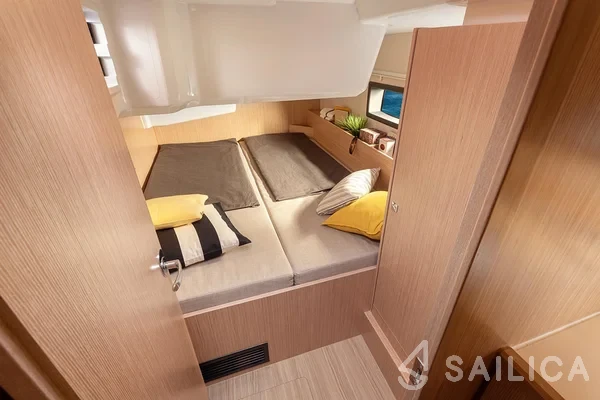 Bavaria C38 - Yacht Charter Sailica