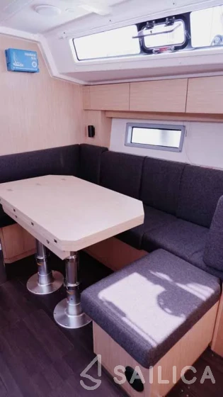 Bavaria C38 - Yacht Charter Sailica