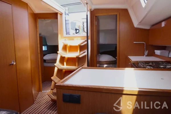 Bavaria C38 - Yacht Charter Sailica
