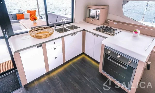 Tanna 47 - Yacht Charter Sailica