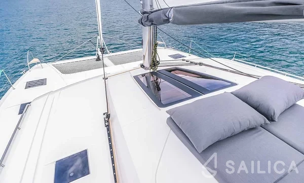 Tanna 47 - Yacht Charter Sailica