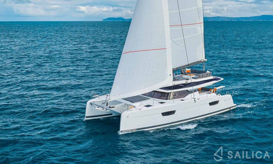 Tanna 47 - Yacht Charter Sailica
