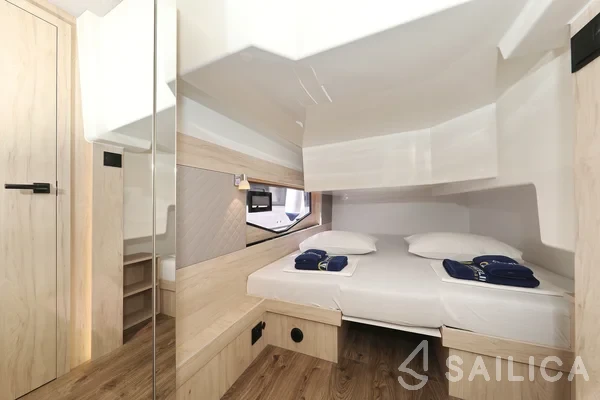 Seamaster 45 - Yacht Charter Sailica