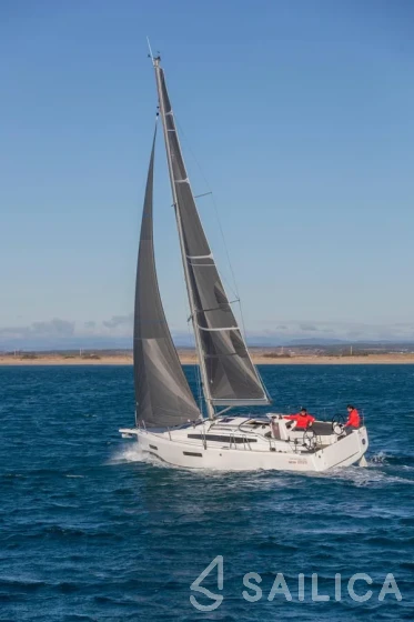 Sun Odyssey 380 - Yacht Charter Sailica