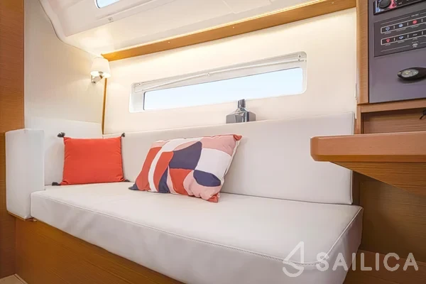 Sun Odyssey 380 - Yacht Charter Sailica